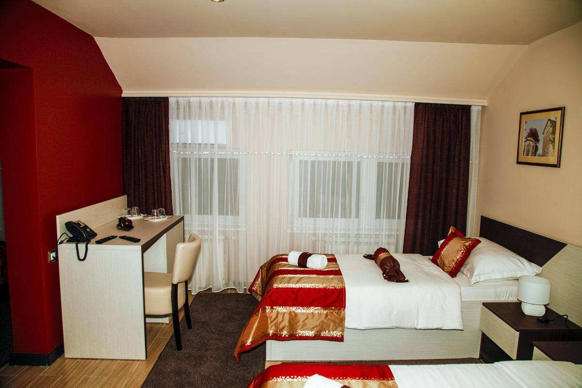 Motel Korzo Bihac Bagian luar foto