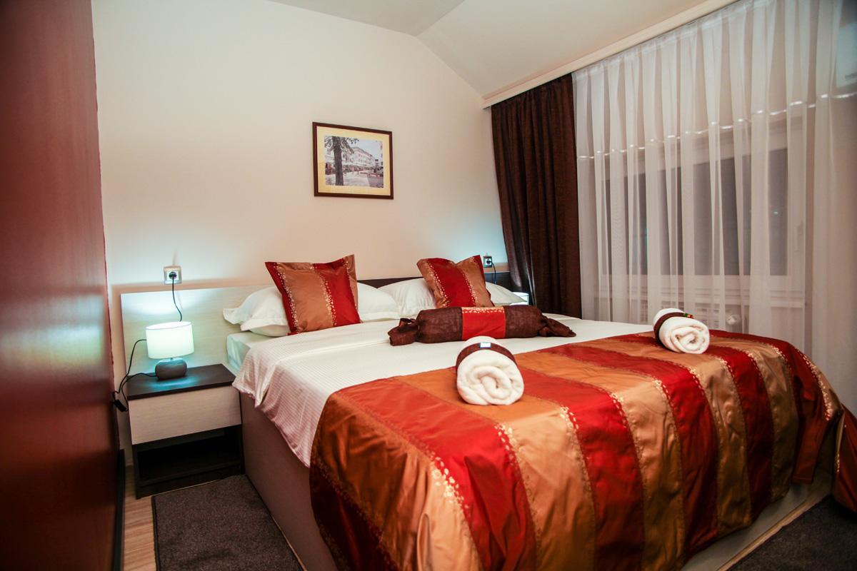 Motel Korzo Bihac Bagian luar foto