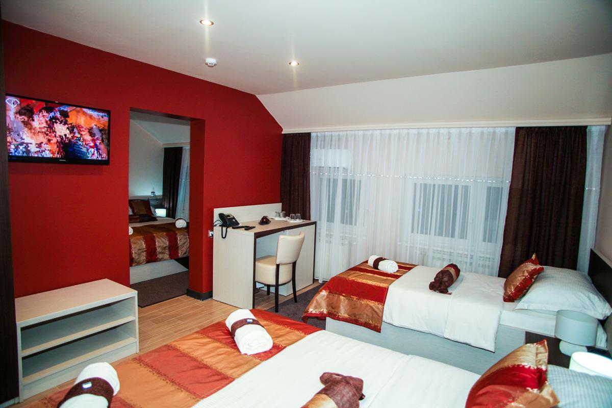 Motel Korzo Bihac Bagian luar foto