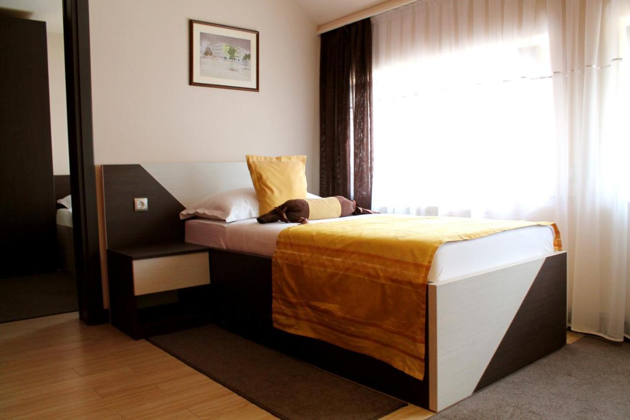 Motel Korzo Bihac Bagian luar foto