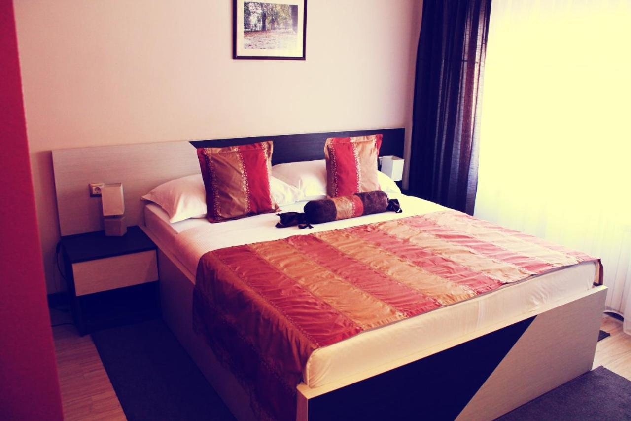 Motel Korzo Bihac Bagian luar foto